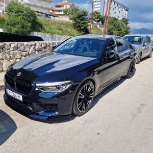 BMW M5 COMPETITION***TOP STANJE****TEST OGLAS