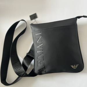 Armani torbica
