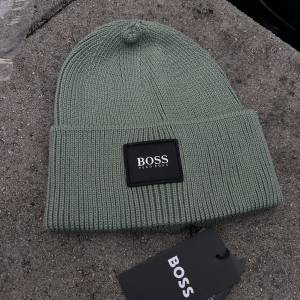 Boss zimska kapa