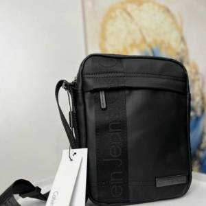 Calvin Klein muska torbica