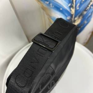 Calvin Klein muska torbica