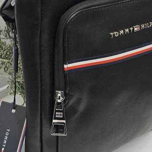 Tommy hilfiger torbica