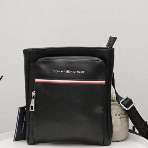 Tommy hilfiger torbica