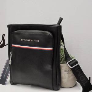 Tommy hilfiger torbica