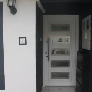 Objekat sa dva zasebna stanovanja kod bolnice