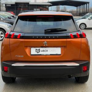 Peugeot 2008 1.2 PureTech 101 ks / LANE ASSIST KAMERA
