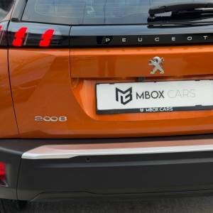 Peugeot 2008 1.2 PureTech 101 ks / LANE ASSIST KAMERA