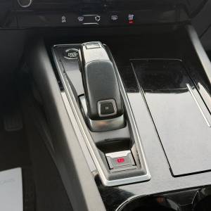 Peugeot 508 1.5 HDi Allure Automatik *NAVI*KAMERA*SIBER*