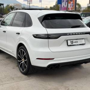 Porsche Cayenne V6 3.0 340 ks PANO 360 KAM SOFT CLOSE