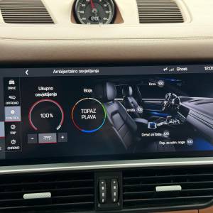 Porsche Cayenne V6 3.0 340 ks PANO 360 KAM SOFT CLOSE