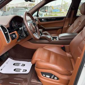 Porsche Cayenne V6 3.0 340 ks PANO 360 KAM SOFT CLOSE