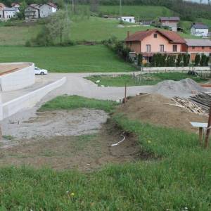 Povoljno zemljišta za gradnju B. Krupa