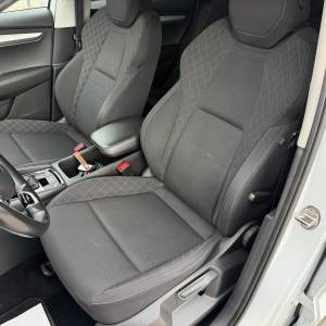 Škoda Karoq 2.0 TDI DSG 115 ks / FULL LED KAMERA NAVI
