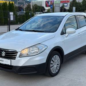 Suzuki SX4 S-Cross 1.6 benzin 120 ks