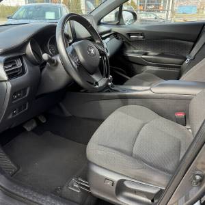 Toyota C-HR 1.8 Hybrid Automatik