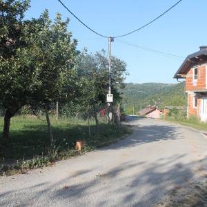 Useljiva i namještena kuća B.Krupa