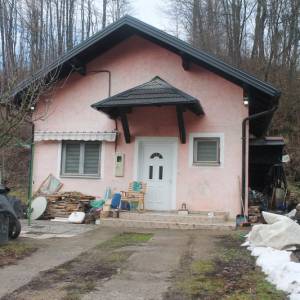 Vikend kuća u blizni rijeke Une