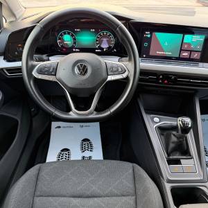 Volkswagen Golf Life 1.0 TSI 110 ks / LANE ASSIST VIRTUAL AMBIENT