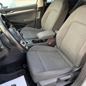 Volkswagen Golf Life 1.0 TSI 110 ks / LANE ASSIST VIRTUAL AMBIENT