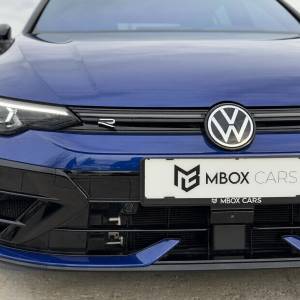 Volkswagen Golf R 8.5 2.0 TSI DSG 4MOTION 333 ks / 360 KAM SIBER