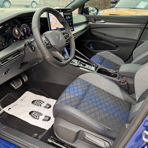 Volkswagen Golf R 8.5 2.0 TSI DSG 4MOTION 333 ks / 360 KAM SIBER