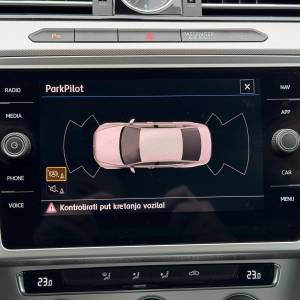 Volkswagen Passat B8 2.0 TDI DSG 150 ks / NAVI ACC