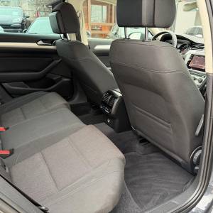 Volkswagen Passat B8 2.0 TDI DSG 150 ks / NAVI ACC