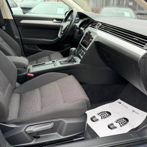 Volkswagen Passat B8 2.0 TDI DSG 150 ks / NAVI ACC
