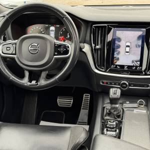 Volvo S60 R-Design 2.0 T5 250 ks / MAX FULL