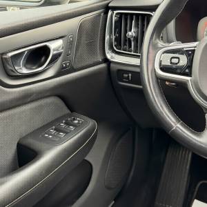 Volvo S60 R-Design 2.0 T5 250 ks / MAX FULL