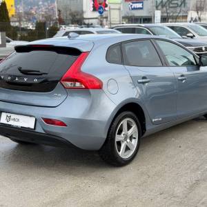 Volvo V40 2.0 Dizel 120 ks D2 ALU NOVE GUME ALARM