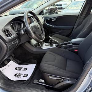 Volvo V40 2.0 Dizel 120 ks D2 ALU NOVE GUME ALARM