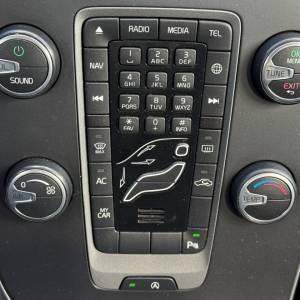 Volvo V40 2.0 Dizel 120 ks D2 ALU NOVE GUME ALARM