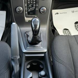 Volvo V40 2.0 Dizel 120 ks D2 ALU NOVE GUME ALARM