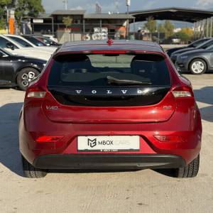 Volvo V40 D2 1.6 D 114 ks *NAVI*KAMERA*KOZA*