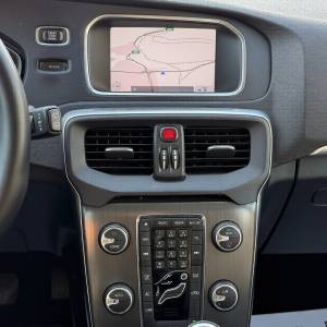 Volvo V40 D2 1.6 D 114 ks *NAVI*KAMERA*KOZA*