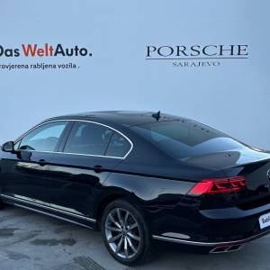 VW Passat Elegance R-Line 2.0 l TDI SCR 4MOTION