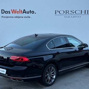 VW Passat Elegance R-Line 2.0 l TDI SCR 4MOTION