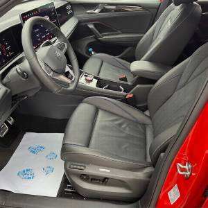 VW Tiguan R-Line 2.0 TDI 4MOT 142 kW(193KS)