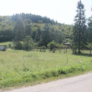 Zemljište za izgradnju kuće ili vikendice