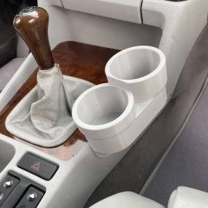 BMW E34 CUPHOLDER
