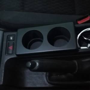 BMW E46 CUPHOLDER
