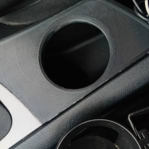 BMW E81-87 CUPHOLDER