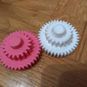 IZRADA PLASTIČNIH ZUPČANIKA SVIH VRSTA