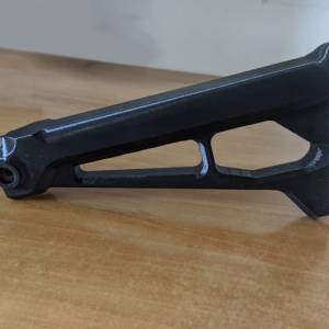 KUNDAK ZA AK-47 i ZASTAVA M70