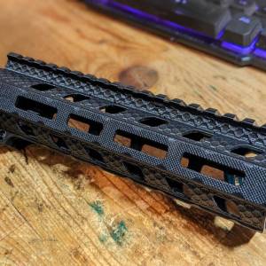 M4 AR-15 OBLOGE HANDGUARD