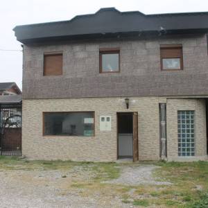 Objekat Bosanska Otoka blizina rijeke Une