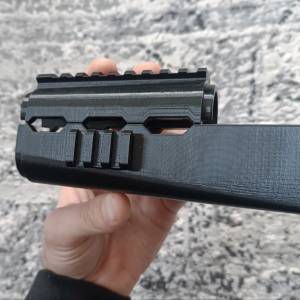 OBLOGE IMITACIJA ZASTAVA M70 ZA AK-47