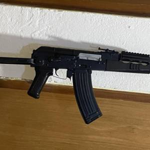 OBLOGE IMITACIJA ZASTAVA M70 ZA AK-47