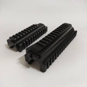 SET OBLOGA SA ŠINAMA ZASTAVA M70 PAP M2010